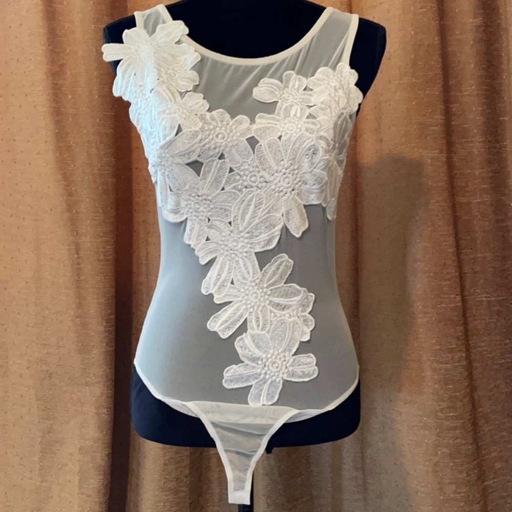 HOT MIAMI STYLES Bodysuit